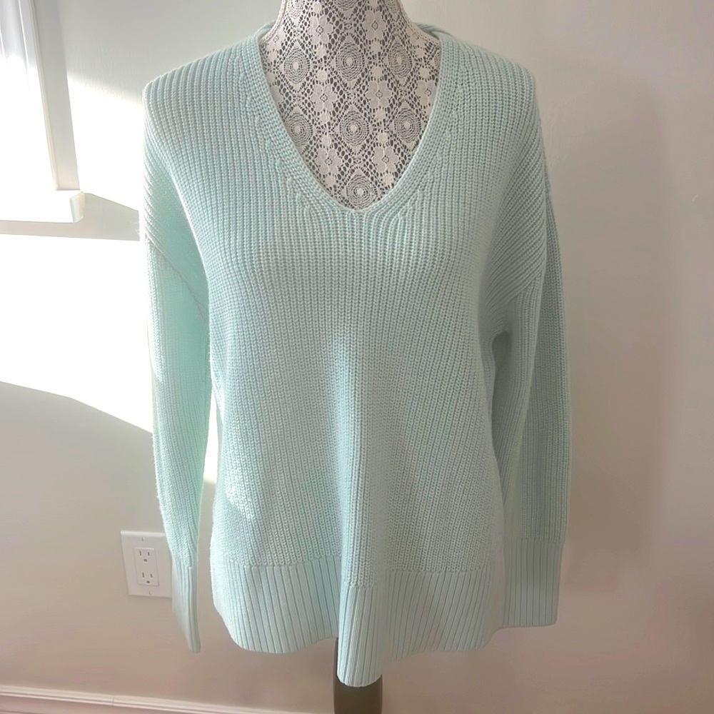 Lululemon Mint Green Sweater - size Medium